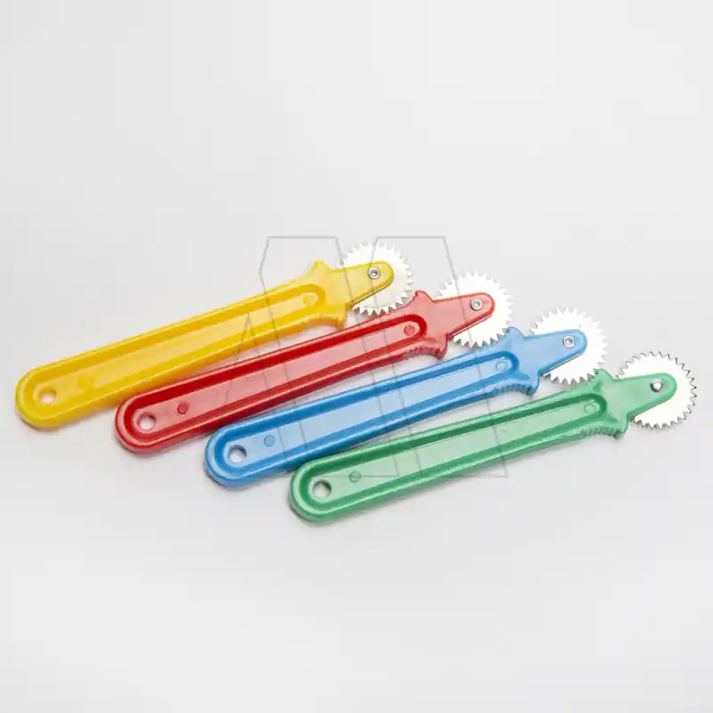 RULETA PLASTICA X 10UN 1224