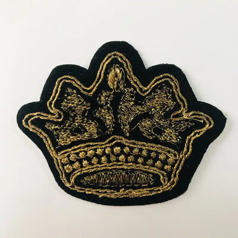 APLIQUE BORDADO TERCIOPELO CORONA X 6UN