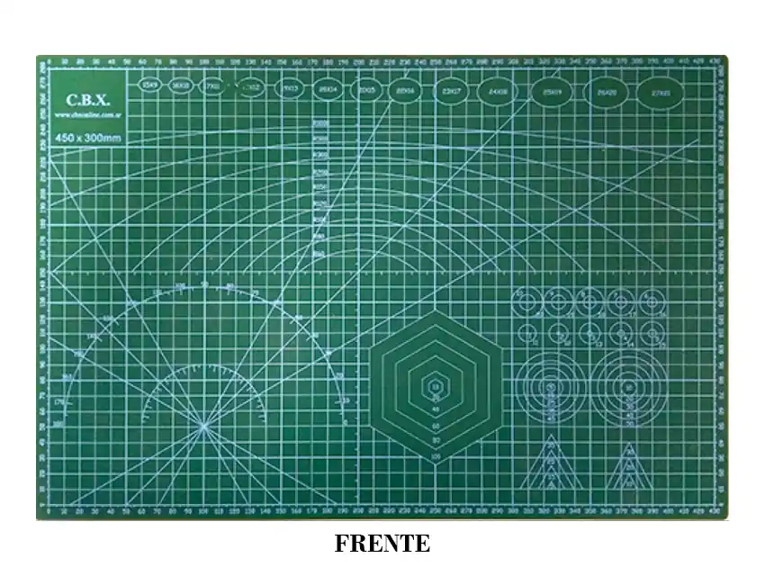 TABLA DE CORTE DE PVC CBX 450MM X 300MM X 3MM 5819