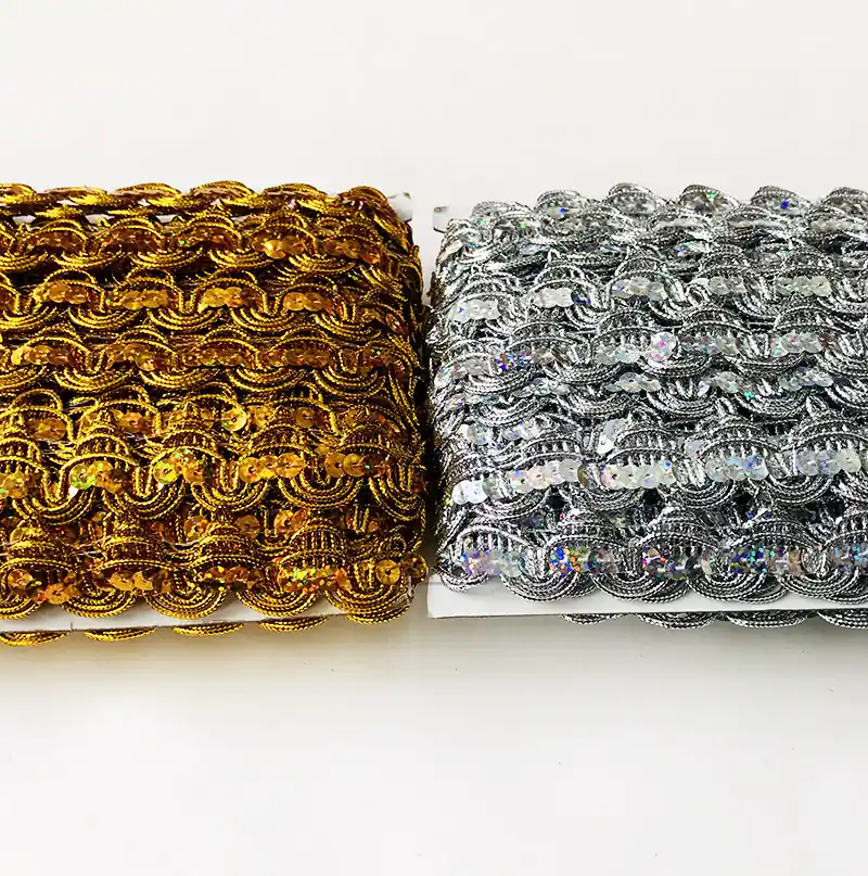 GALON LUREX C/LENTEJUELAS ORO-PLATA 2,5CM X 20YDS 1925