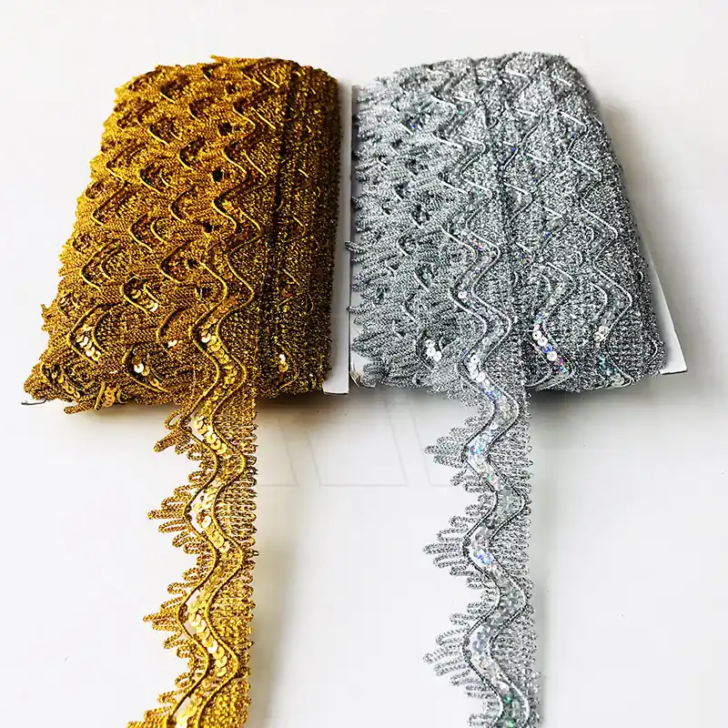 GALON C/LENTEJUELAS Y FLECOS ORO-PLATA 4CM X 20YDS 1998