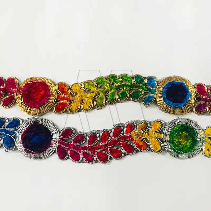 GALON BORDADO MULTICOLOR DORADO/PLATEADO X 9MTS 9009