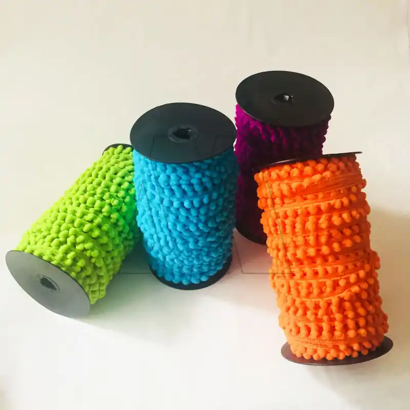 GALON POMPON X 50MTS 2704.50