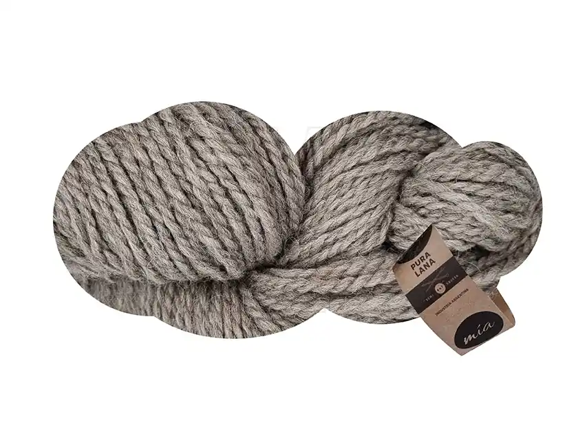 LANA 100% PURA MIA HILADOS X 3 MADEJAS DE 150GRS 5484