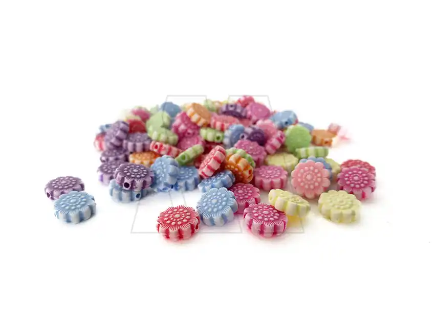 CUENTAS DE PLASTICO FLORES 12MM X 12MM X 125GRS