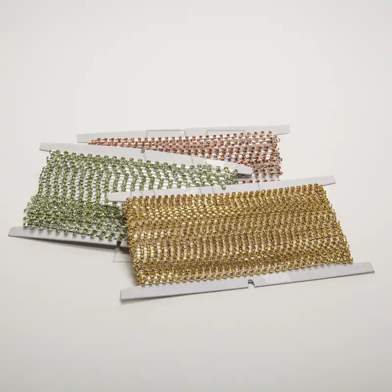 STRASS EN TIRA P/COSER NRO 10 2MM X 10YDS 2229.1