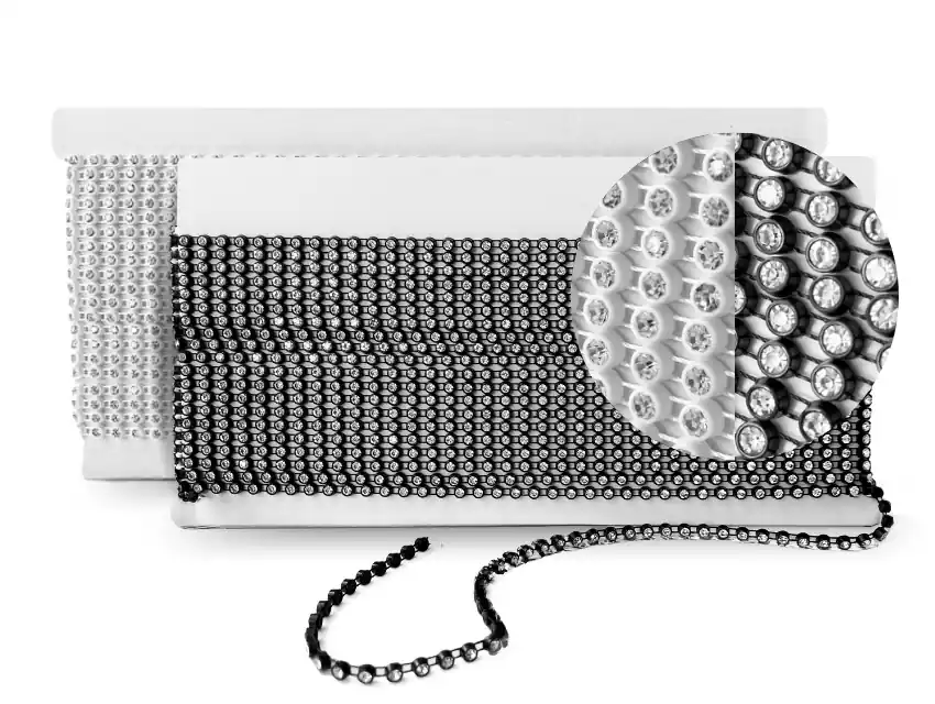 GALON PLASTICO CON STRASS 3MM X 10YDS 2291