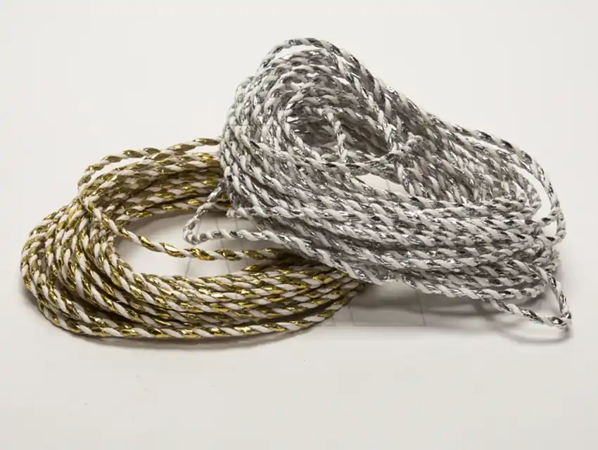 HILO DE PAPEL C/LUREX 4MM X 10MTS 4017L