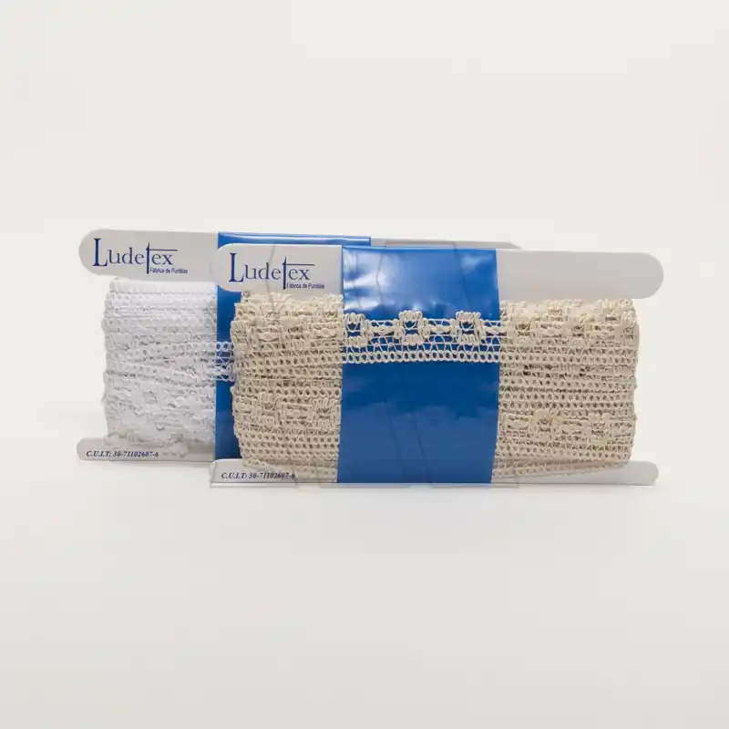 PUNTILLA C/FLORES DE ALGODON X 10MTS 2740