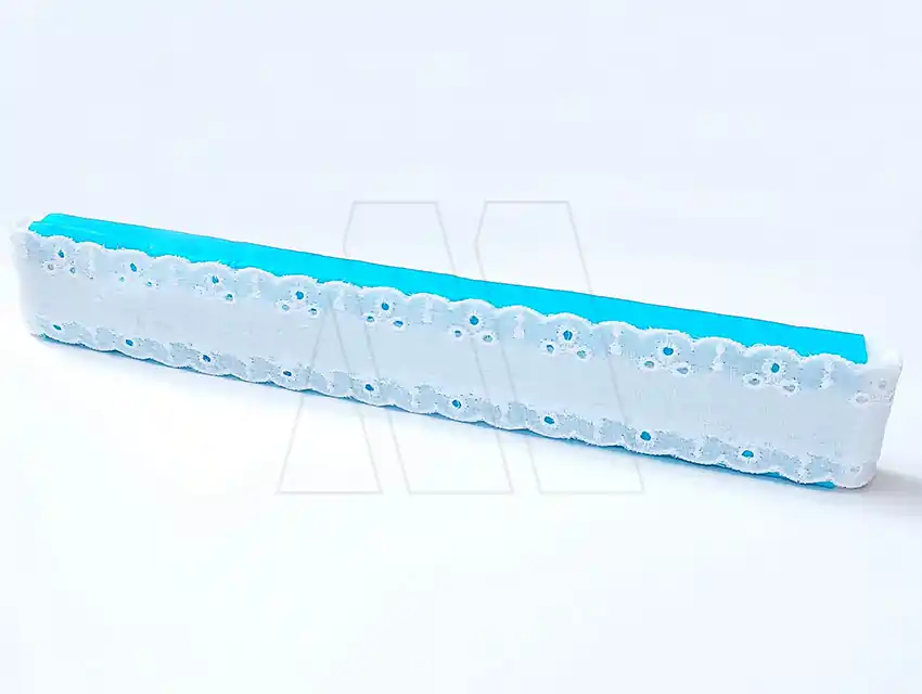 BRODERIE BATISTA 3 CM X 13,7 MTS 1388