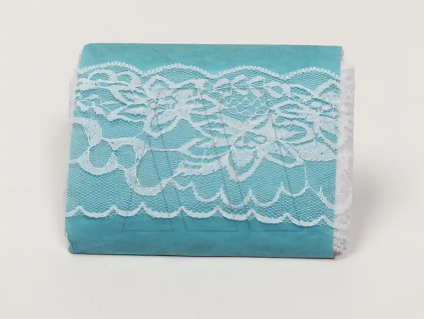 PUNTILLA NYLON 8 CM X 10 MTS 2035