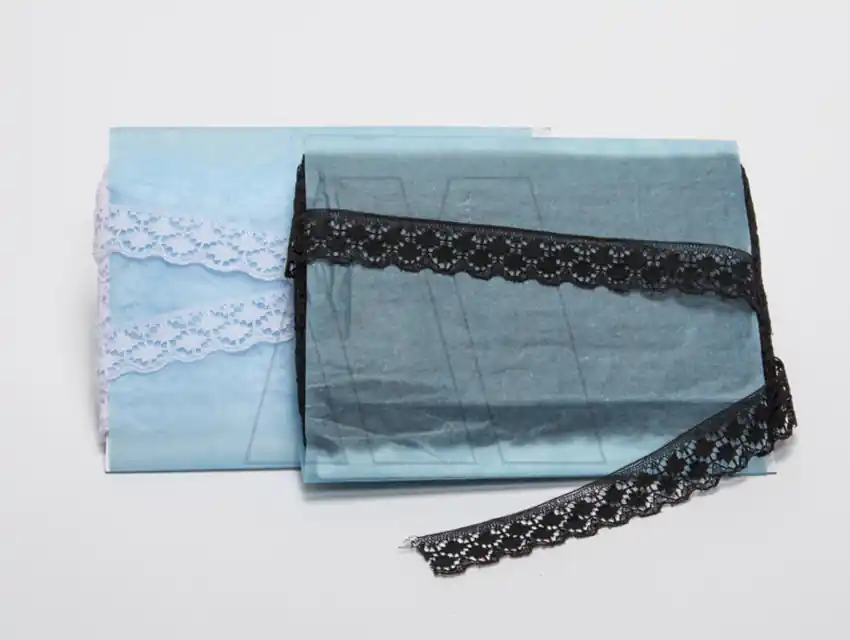 PUNTILLA NYLON 1,5 CM X 20 MTS 2070