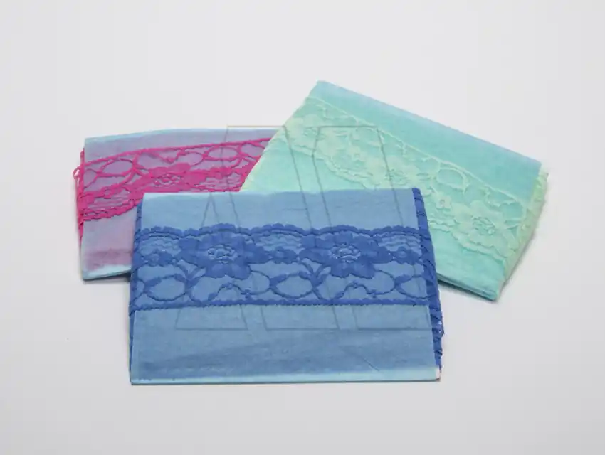 PUNTILLA NYLON 5 CM X 10 MTS 2084